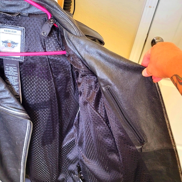 HARLEY DAVIDSON Woman's 2XL Leather Riding Jacket - Picture 5 of 10